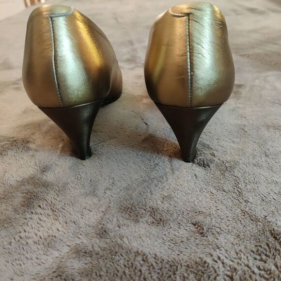 PALOMA two tone gold patent leather and satin heels vintage 7.5 - Picture 6 of 7